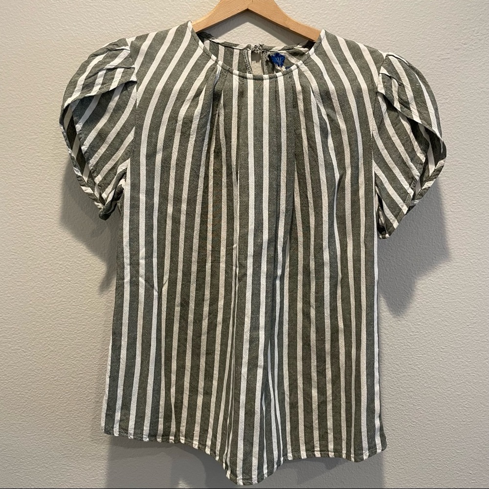 Yuvita 100% linen top